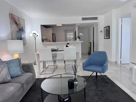 3301 N Country Club Drive Aventura FL 33180