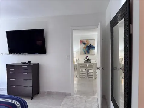3301 N Country Club Drive Aventura FL 33180
