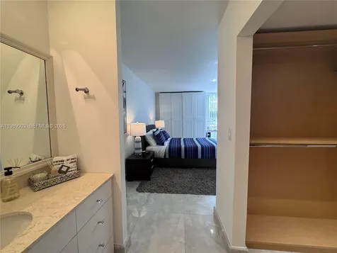 3301 N Country Club Drive Aventura FL 33180