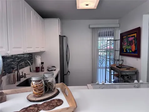 3301 N Country Club Drive Aventura FL 33180