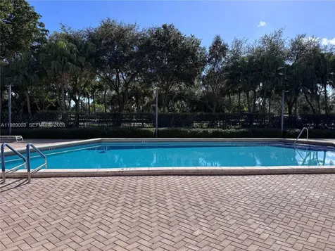 3301 N Country Club Drive Aventura FL 33180