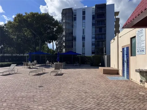3301 N Country Club Drive Aventura FL 33180