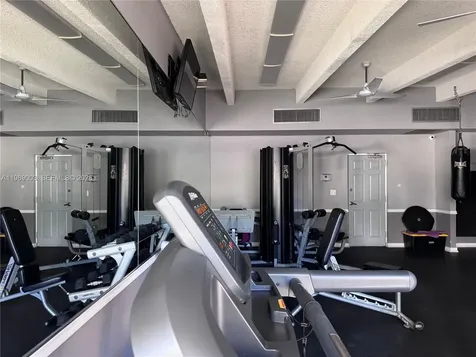 3301 N Country Club Drive Aventura FL 33180