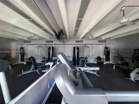 3301 N Country Club Drive Aventura FL 33180