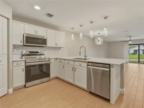 6011 Woods Edge Circle Riviera Beach FL 33410