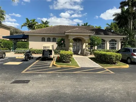 5725 NW 114th Path Doral FL 33178