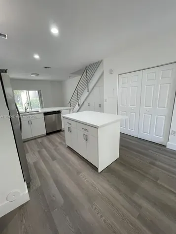 5725 NW 114th Path Doral FL 33178