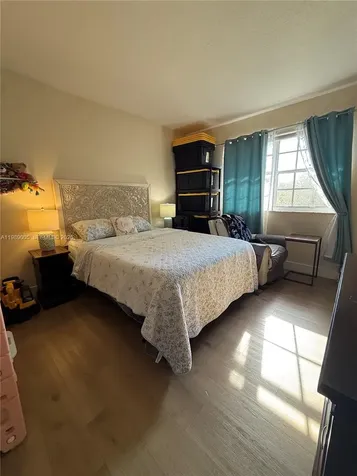 11631 SW 2nd Street Pembroke Pines FL 33025