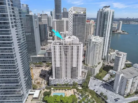 185 SE 14th Terrace Miami FL 33131