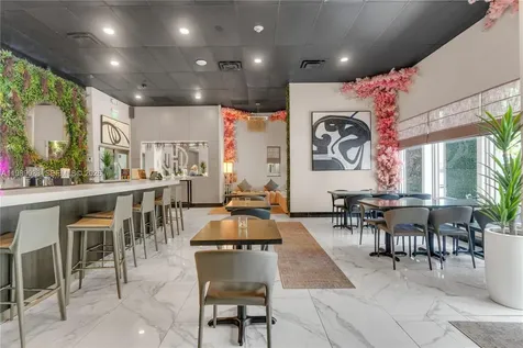 185 SE 14th Terrace Miami FL 33131