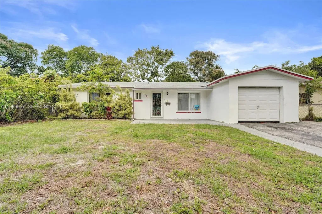 1157 NW 45th Avenue Lauderhill FL 33313