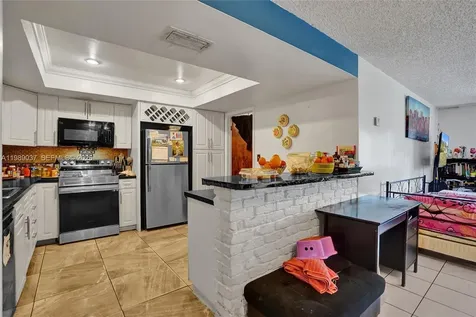 1157 NW 45th Avenue Lauderhill FL 33313