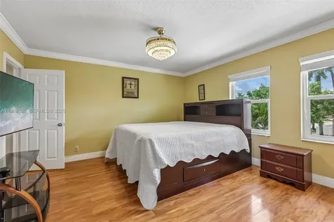 17211 SW 12th Street Pembroke Pines FL 33029