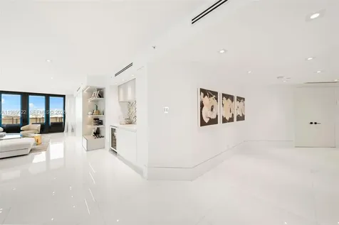 9999 Collins Avenue Bal Harbour FL 33154