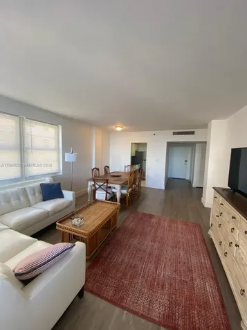 100 Lincoln Road Miami Beach FL 33139