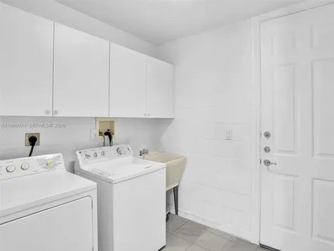 20780 NE 32nd Avenue Aventura FL 33180