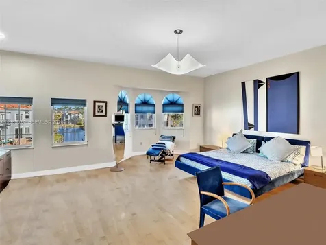 20780 NE 32nd Avenue Aventura FL 33180