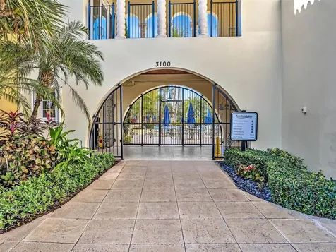 20780 NE 32nd Avenue Aventura FL 33180