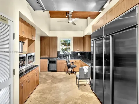 20780 NE 32nd Avenue Aventura FL 33180