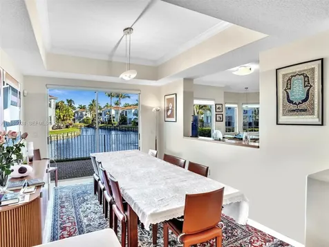 20780 NE 32nd Avenue Aventura FL 33180