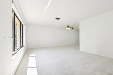 1326 NW 111th Avenue Coral Springs FL 33071