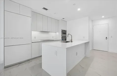 700 NE 24 Miami FL 33137