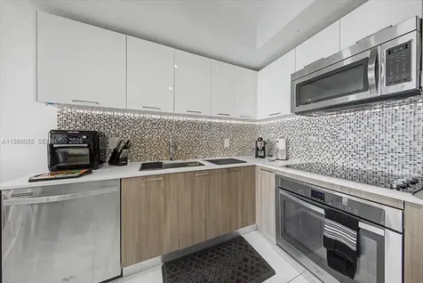 5252 NW 85th Avenue Doral FL 33166