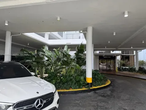 2750 NE 183rd Street Aventura FL 33160