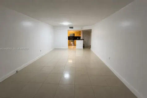 2750 NE 183rd Street Aventura FL 33160