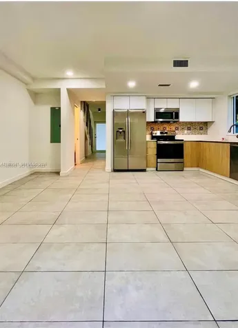 315 NW 34th Avenue Miami FL 33125