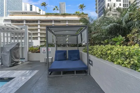 185 SE 14th Terrace Miami FL 33131