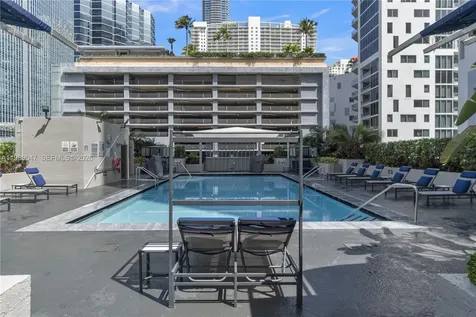 185 SE 14th Terrace Miami FL 33131