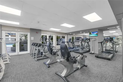 185 SE 14th Terrace Miami FL 33131