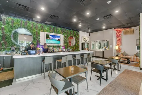 185 SE 14th Terrace Miami FL 33131