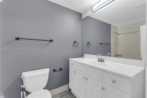 185 SE 14th Terrace Miami FL 33131