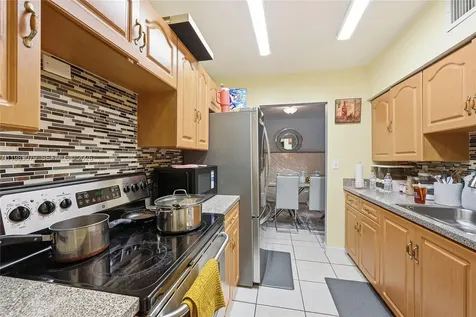 2970 NW 55th Avenue Lauderhill FL 33313
