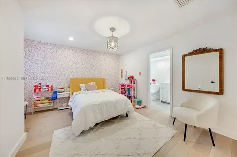 20765 NE 32nd Avenue Aventura FL 33180