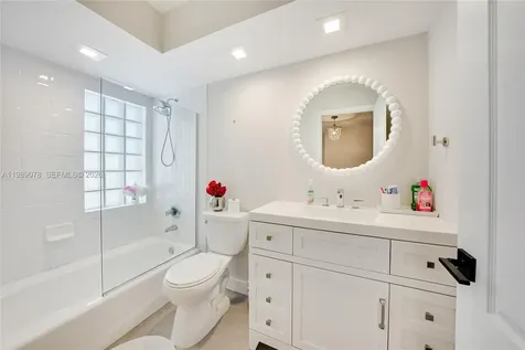 20765 NE 32nd Avenue Aventura FL 33180