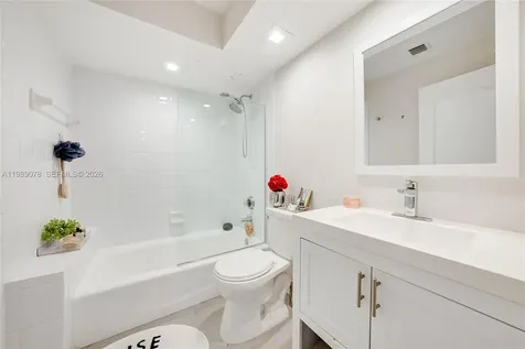 20765 NE 32nd Avenue Aventura FL 33180