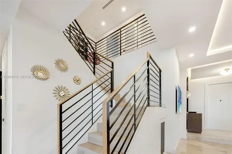 20765 NE 32nd Avenue Aventura FL 33180