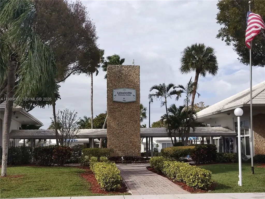 2501 W Golf Boulevard Pompano Beach FL 33064