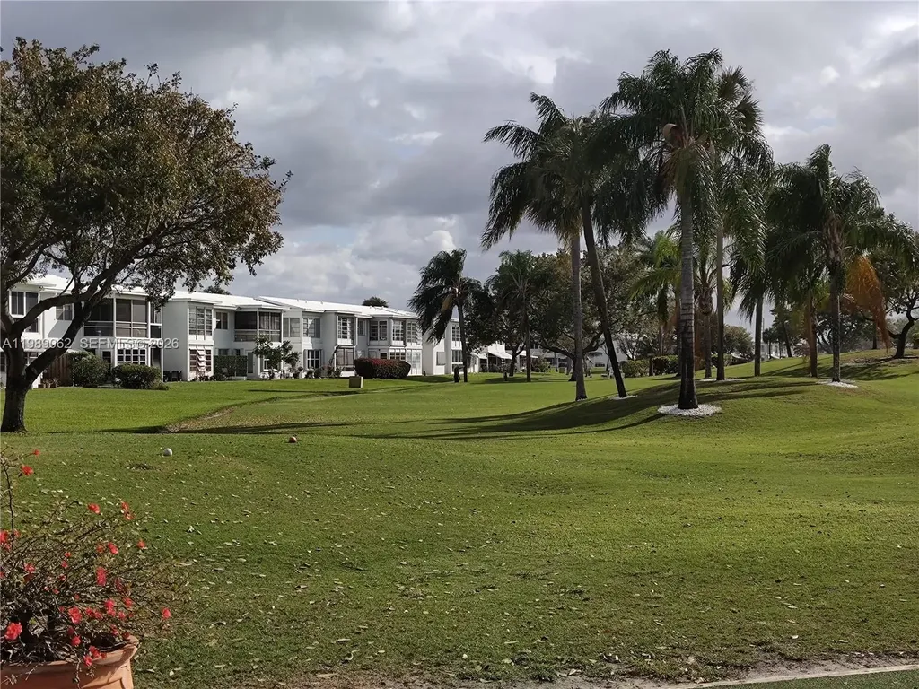 2501 W Golf Boulevard Pompano Beach FL 33064