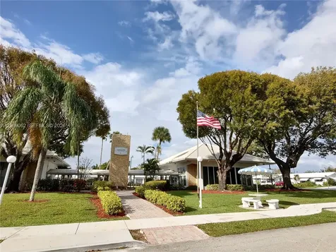 2501 W Golf Boulevard Pompano Beach FL 33064