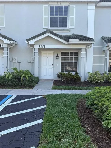 8285 Pacific Beach Drive Fort Myers FL 33966