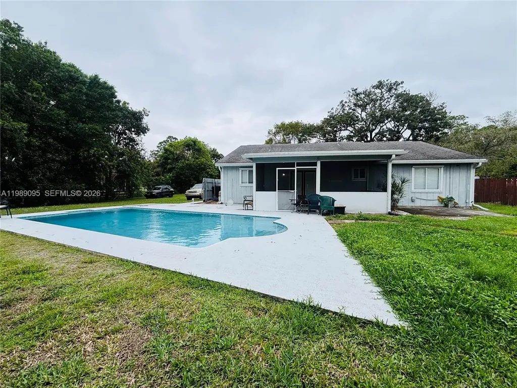 15216 N 85th Avenue N Palm Beach Gardens FL 33418