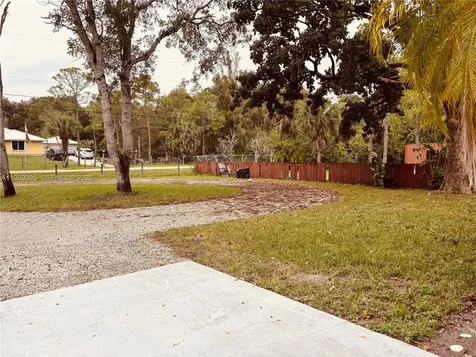 15216 N 85th Avenue N Palm Beach Gardens FL 33418