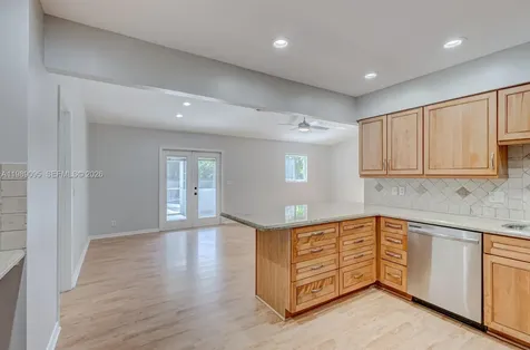 15216 N 85th Avenue N Palm Beach Gardens FL 33418