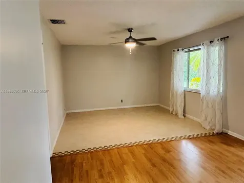 15216 N 85th Avenue N Palm Beach Gardens FL 33418