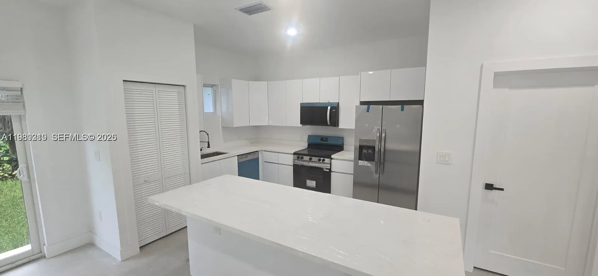 141 NW 11th Street Pompano Beach FL 33060