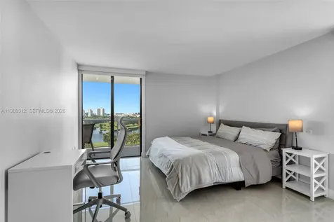 3731 N Country Club Drive Aventura FL 33180